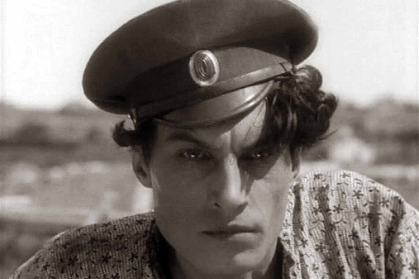 А. Абрикосов в роли Григория Мелехова Тихий дон, 1931 год А. Абрикосов в роли Григория Мелехова Тихий дон, 1931 год