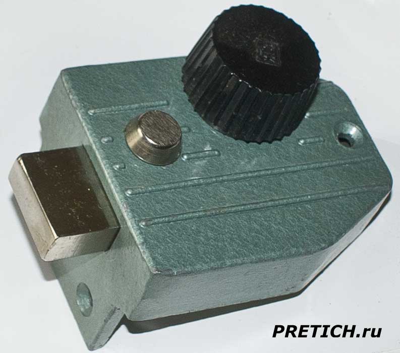 pretich.com/2/4-xtz-ussr-padlock-doors.jpg