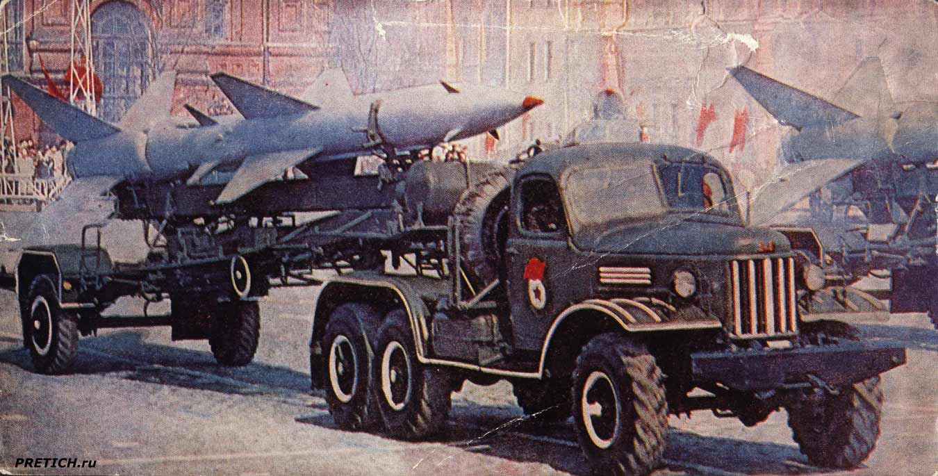 pretich.com/images/news/1968_moscow_parad_11121454784.jpg