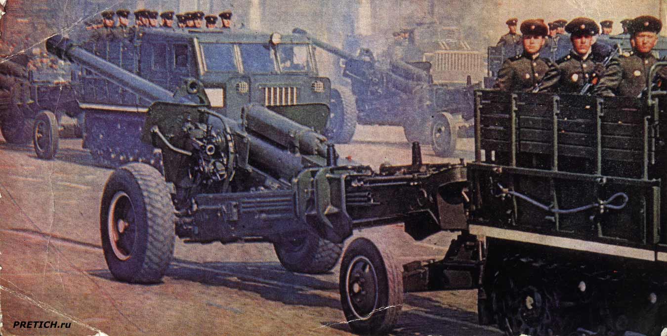 pretich.com/images/news/1968_moscow_parad_11121454785.jpg