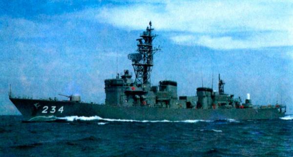 Фрегат DE234 ТОНЕ типа АБУКУМА, Япония